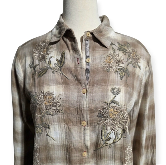 EUC 3J WORKSHOP JOHNNY WAS PLAID BUTTON-DOWN FLORAL EMBROIDERY SZ M - Picture 2 of 10